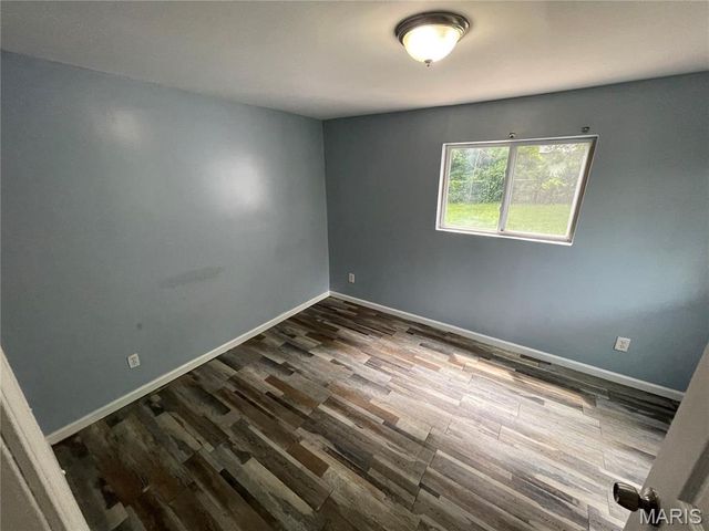 334 Lancashire Road, St Louis, MO 63137