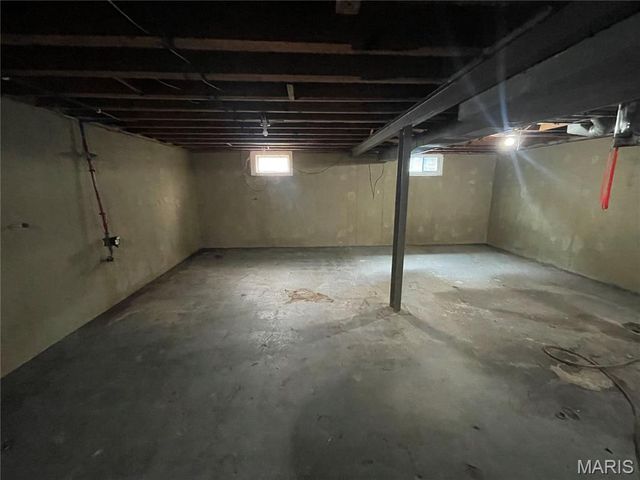 334 Lancashire Road, St Louis, MO 63137