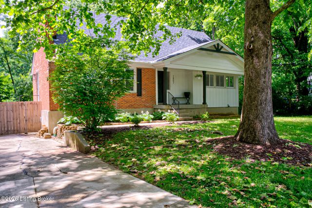 1807 Myddleton Dr, Louisville, KY 40243