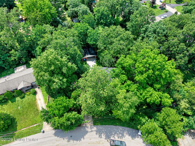 1807 Myddleton Dr, Louisville, KY 40243