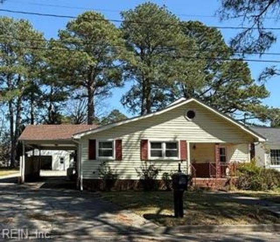 209 Hogart ST, Franklin, VA 23851