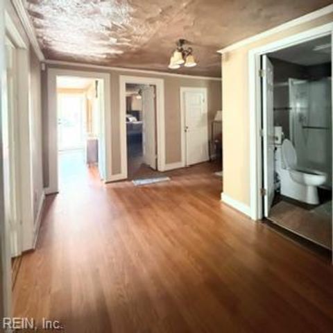 209 Hogart ST, Franklin, VA 23851