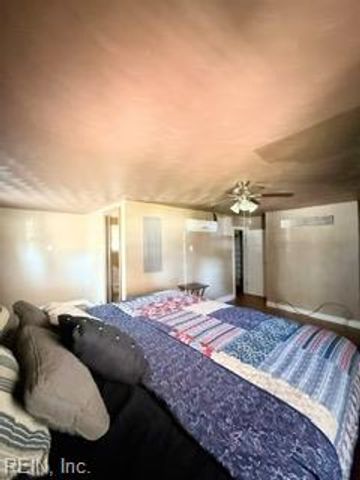 209 Hogart ST, Franklin, VA 23851