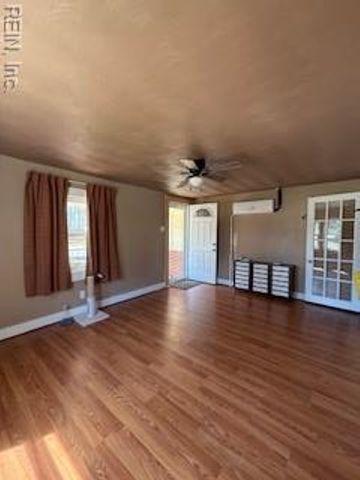 209 Hogart ST, Franklin, VA 23851