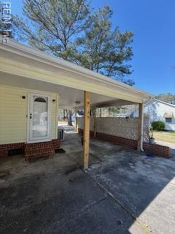 209 Hogart ST, Franklin, VA 23851