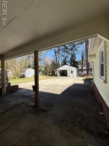 209 Hogart ST, Franklin, VA 23851