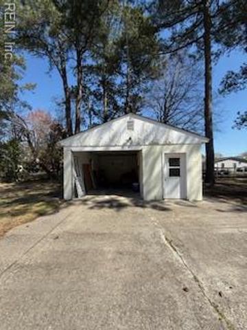 209 Hogart ST, Franklin, VA 23851