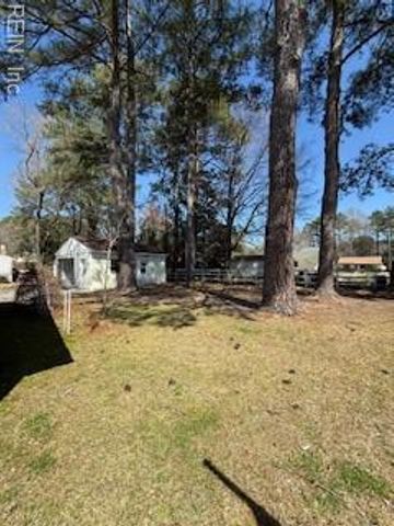 209 Hogart ST, Franklin, VA 23851