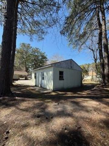 209 Hogart ST, Franklin, VA 23851