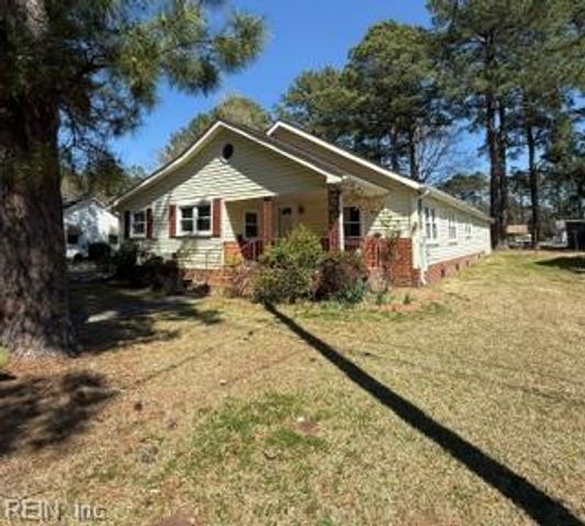 209 Hogart ST, Franklin, VA 23851