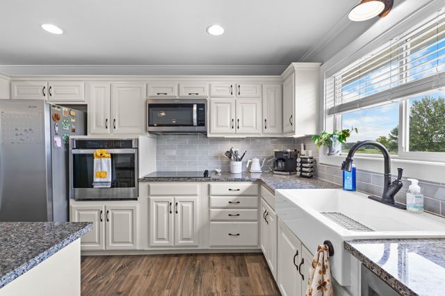 294 McDale Rd, Shelbyville, TN 37160