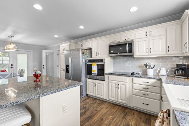 294 McDale Rd, Shelbyville, TN 37160