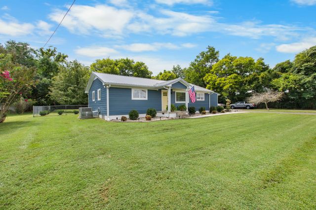 294 McDale Rd, Shelbyville, TN 37160