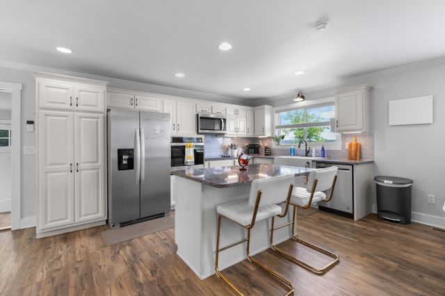 294 McDale Rd, Shelbyville, TN 37160