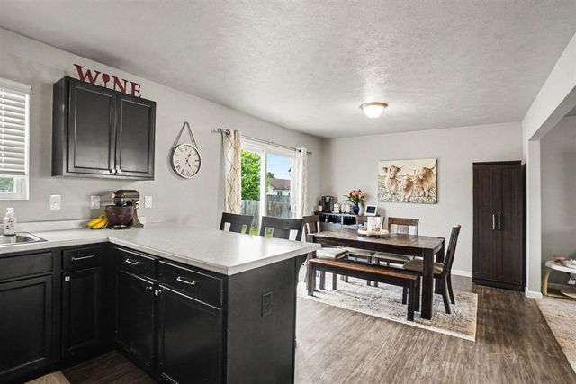1130 Trillium Boulevard, Vicksburg, MI 49097