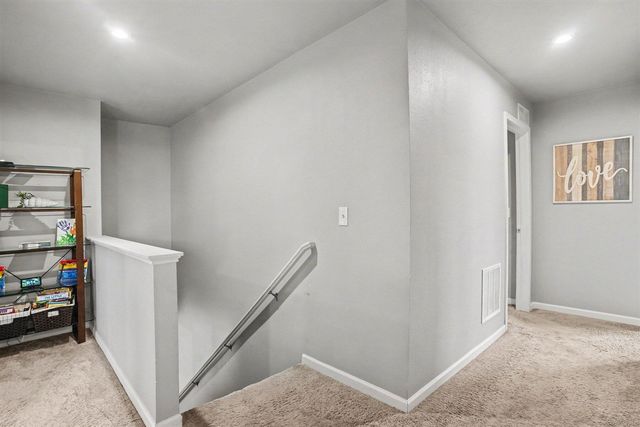1130 Trillium Boulevard, Vicksburg, MI 49097
