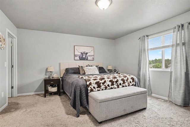 1130 Trillium Boulevard, Vicksburg, MI 49097