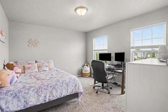 1130 Trillium Boulevard, Vicksburg, MI 49097