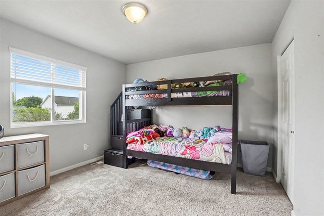 1130 Trillium Boulevard, Vicksburg, MI 49097