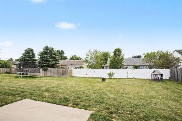 1130 Trillium Boulevard, Vicksburg, MI 49097