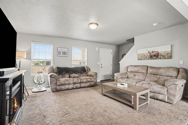 1130 Trillium Boulevard, Vicksburg, MI 49097
