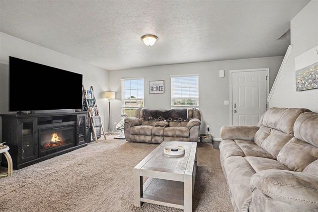 1130 Trillium Boulevard, Vicksburg, MI 49097