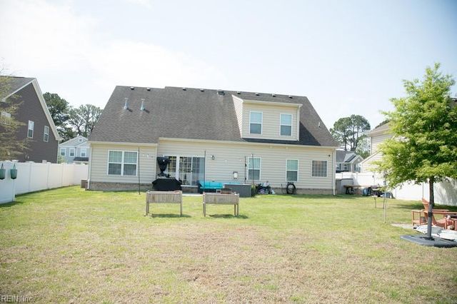 504 W Hanbury RD, Chesapeake, VA 23322