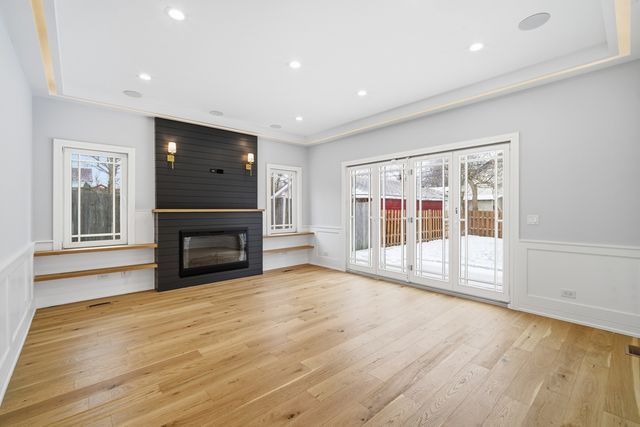 38 Washington Street, Glenview, IL 60025