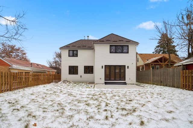 38 Washington Street, Glenview, IL 60025