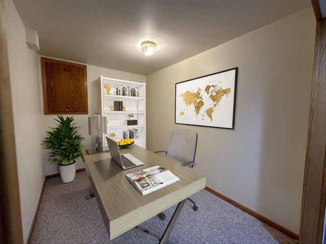 2293A Circle Ridge, Delafield, WI 53018