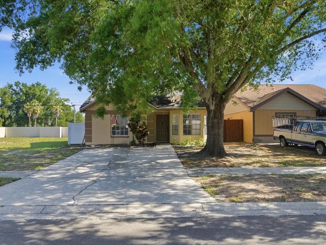 7615 LEMON WOOD COURT, Tampa, FL 33625