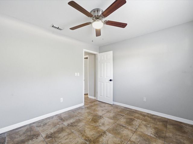 7615 LEMON WOOD COURT, Tampa, FL 33625