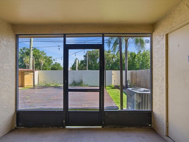 7615 LEMON WOOD COURT, Tampa, FL 33625