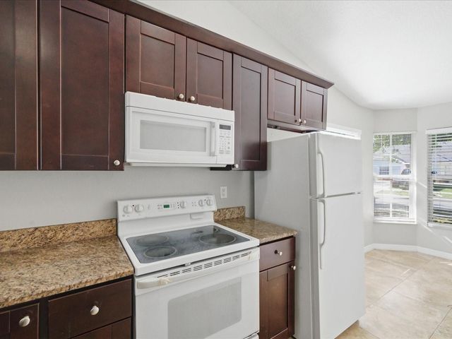 7615 LEMON WOOD COURT, Tampa, FL 33625