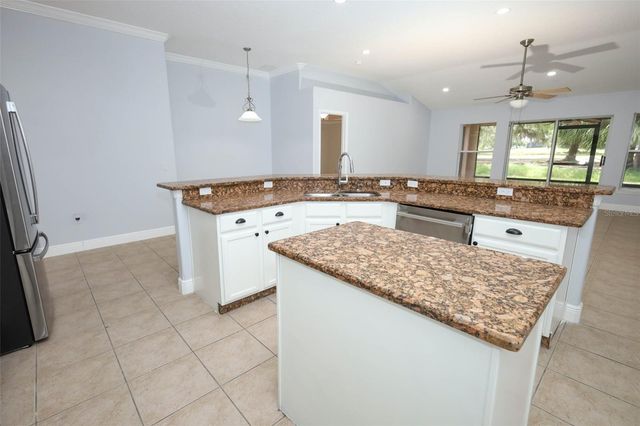 2106 THE OAKS BOULEVARD, Kissimmee, FL 34746