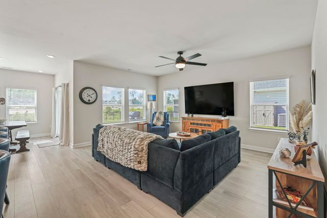 2319 Grand Meadow Dr., Longs, SC 29568