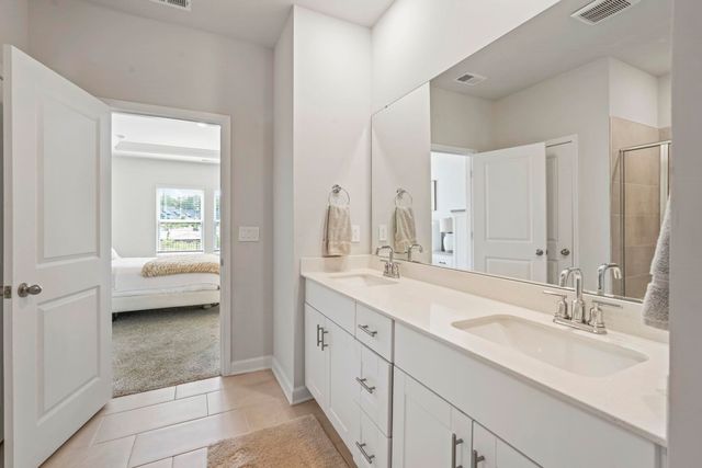 2319 Grand Meadow Dr., Longs, SC 29568