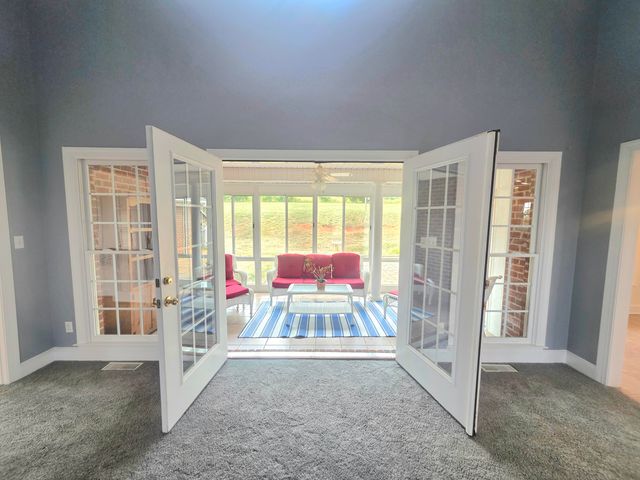 218 Cahas LN, Boones Mill, VA 24065
