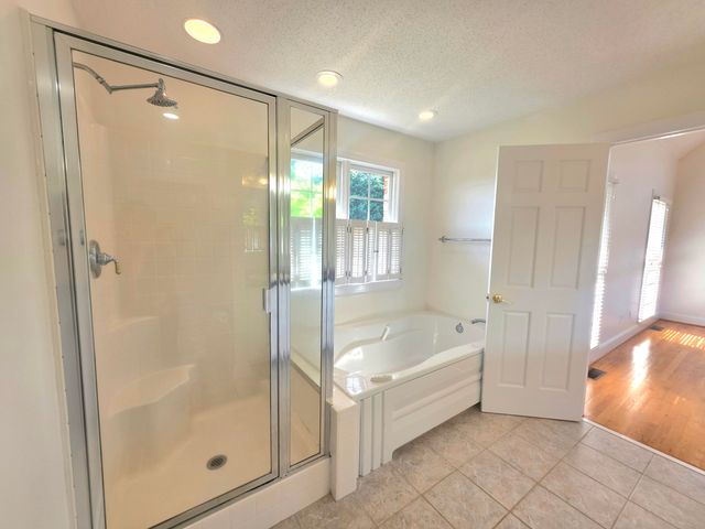 218 Cahas LN, Boones Mill, VA 24065