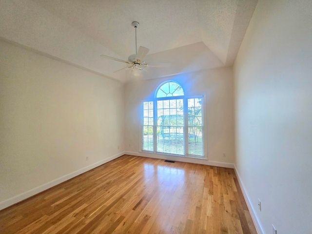 218 Cahas LN, Boones Mill, VA 24065