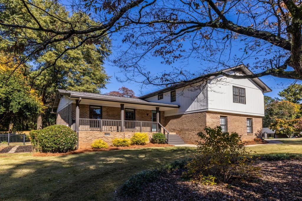 5019 Sandstone SW Court, Lilburn, GA 30047