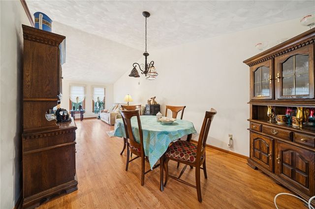 100 Rose Ct, Delmont, PA 15626