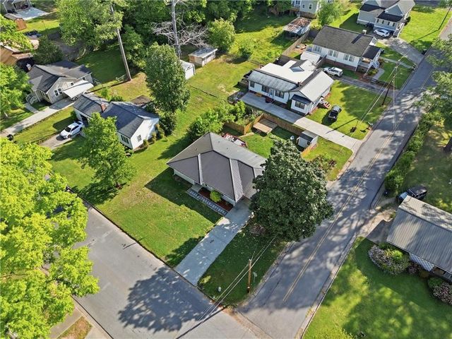 210 Chestnut Street, Cedartown, GA 30125