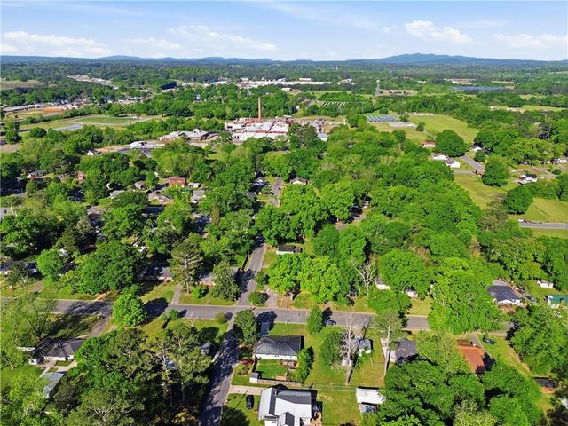 210 Chestnut Street, Cedartown, GA 30125