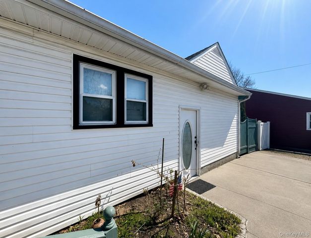 1327 Brooklyn Boulevard, Bay Shore, NY 11706