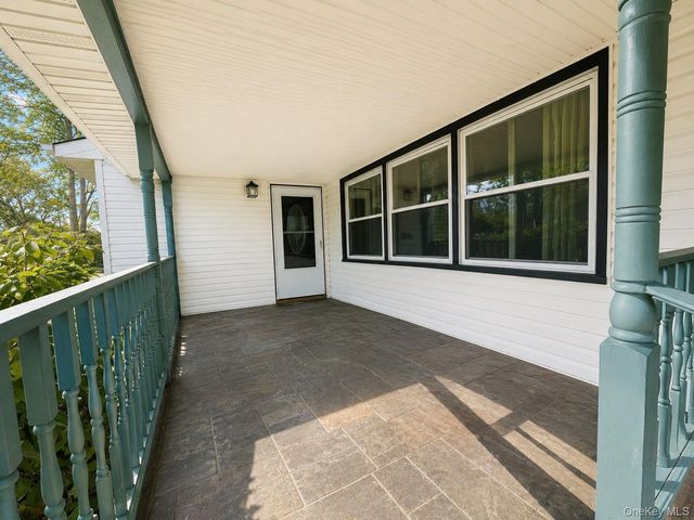 1327 Brooklyn Boulevard, Bay Shore, NY 11706