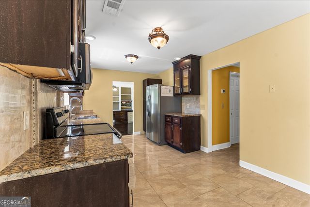 563 Lone Oak Drive, Lithonia, GA 30058