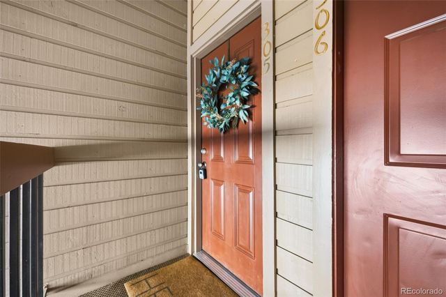 326 Wright Street 305, Lakewood, CO 80228