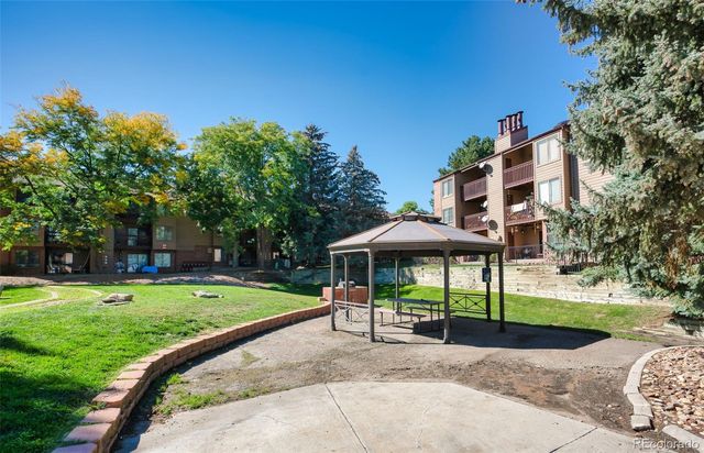 326 Wright Street 305, Lakewood, CO 80228