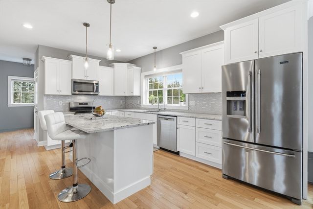 925 Pleasant St, Attleboro, MA 02703